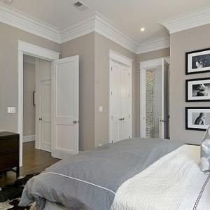 white-crown-molding-in-master-bedroom-design.jpg